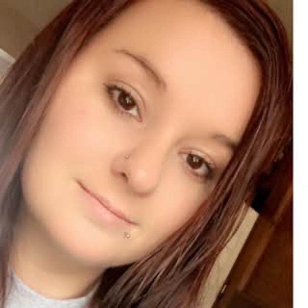 Meet your Posher, Halee